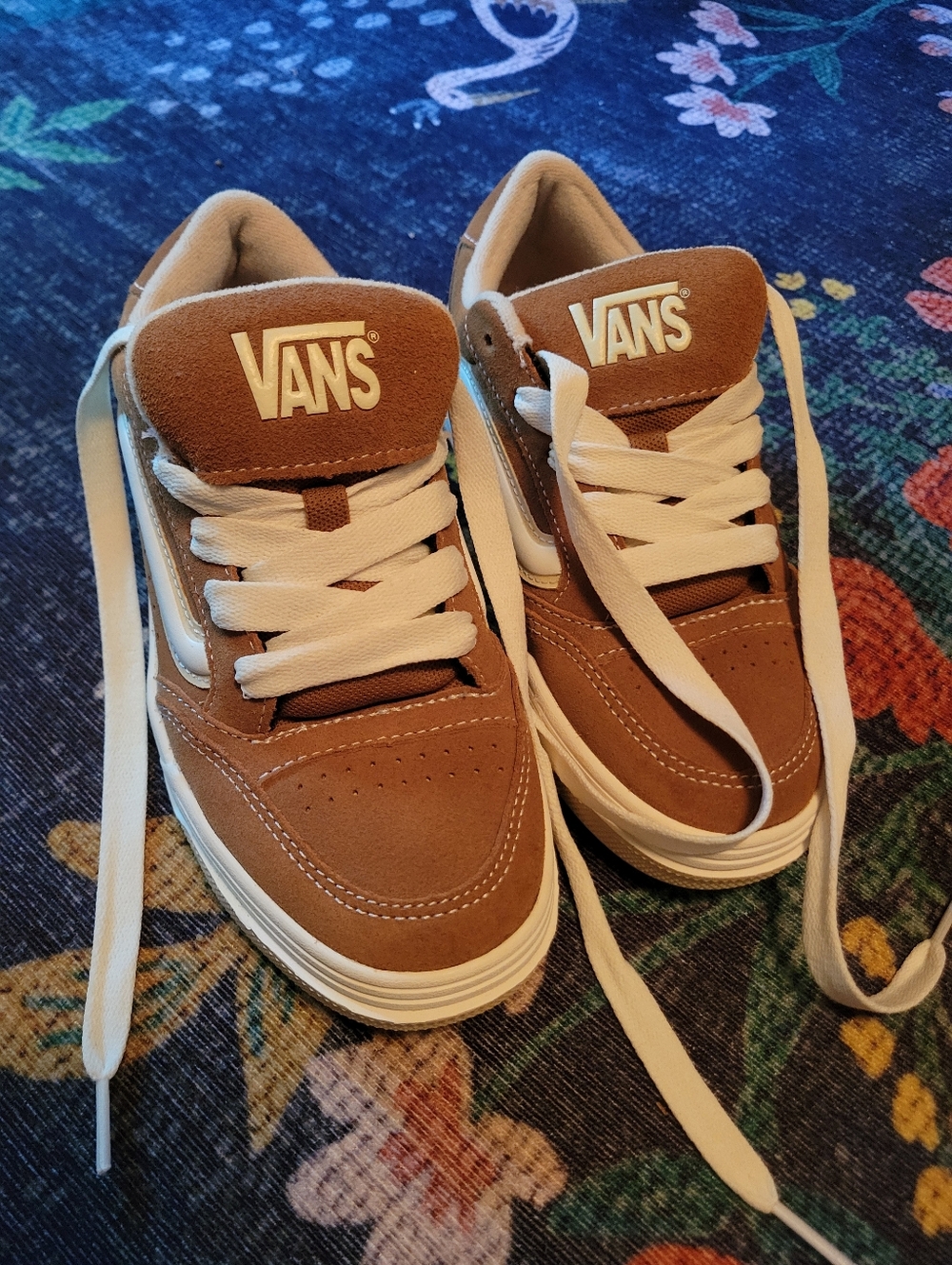Vans Camel Colored Sneaker With White Detail